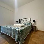Apartment Sweet Dreams -